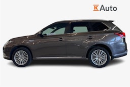 Ruskea (beige) Mitsubishi Outlander PHEV 2019 kuva 6.
