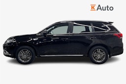 musta Mitsubishi Outlander PHEV 2019 kuva 5.