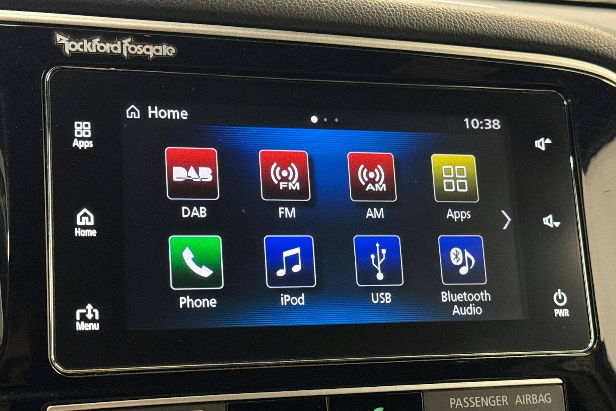 musta Mitsubishi Outlander PHEV 2019 kuva 25.