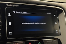 musta Mitsubishi Outlander PHEV 2019 kuva 27.