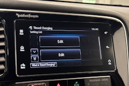 musta Mitsubishi Outlander PHEV 2019 kuva 31.