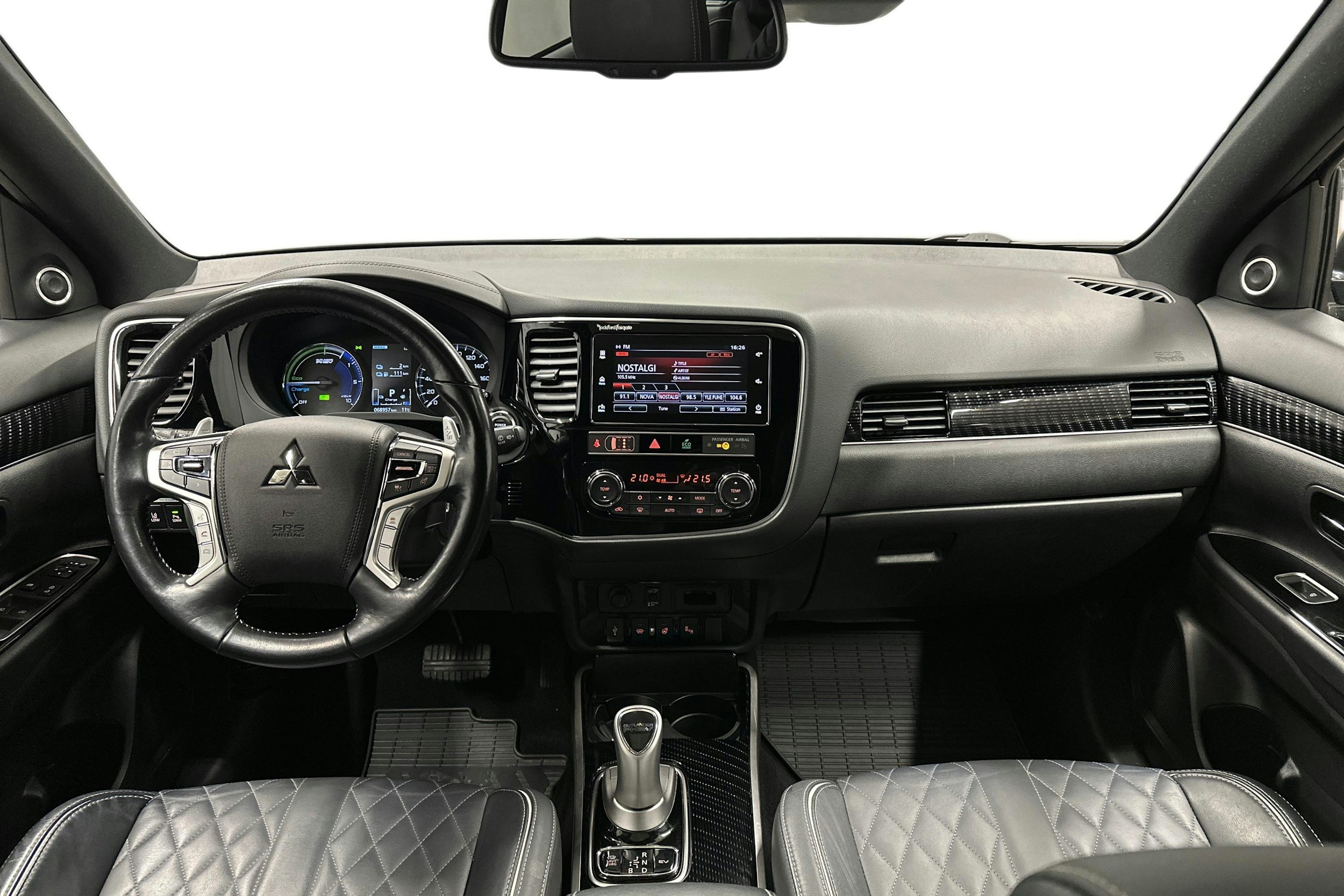 ruskea (beige) Mitsubishi Outlander PHEV 2019 kuva 9.