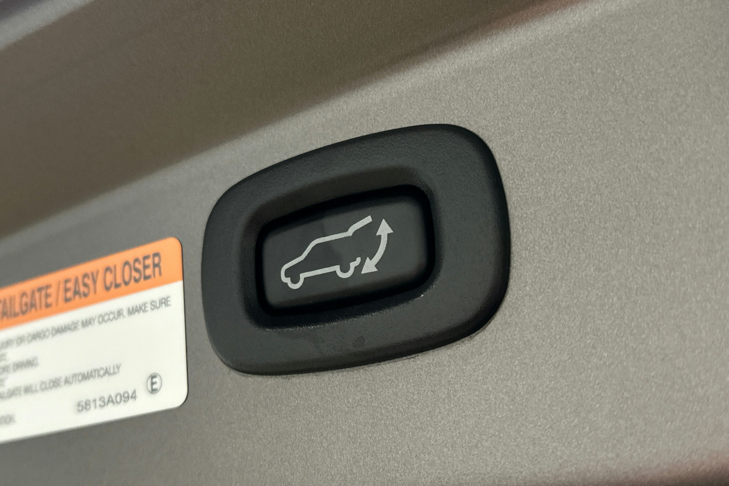 ruskea (beige) Mitsubishi Outlander PHEV 2019 kuva 15.