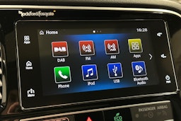 ruskea (beige) Mitsubishi Outlander PHEV 2019 kuva 23.