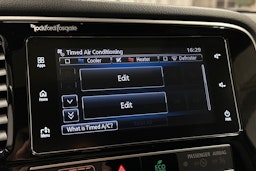 ruskea (beige) Mitsubishi Outlander PHEV 2019 kuva 24.