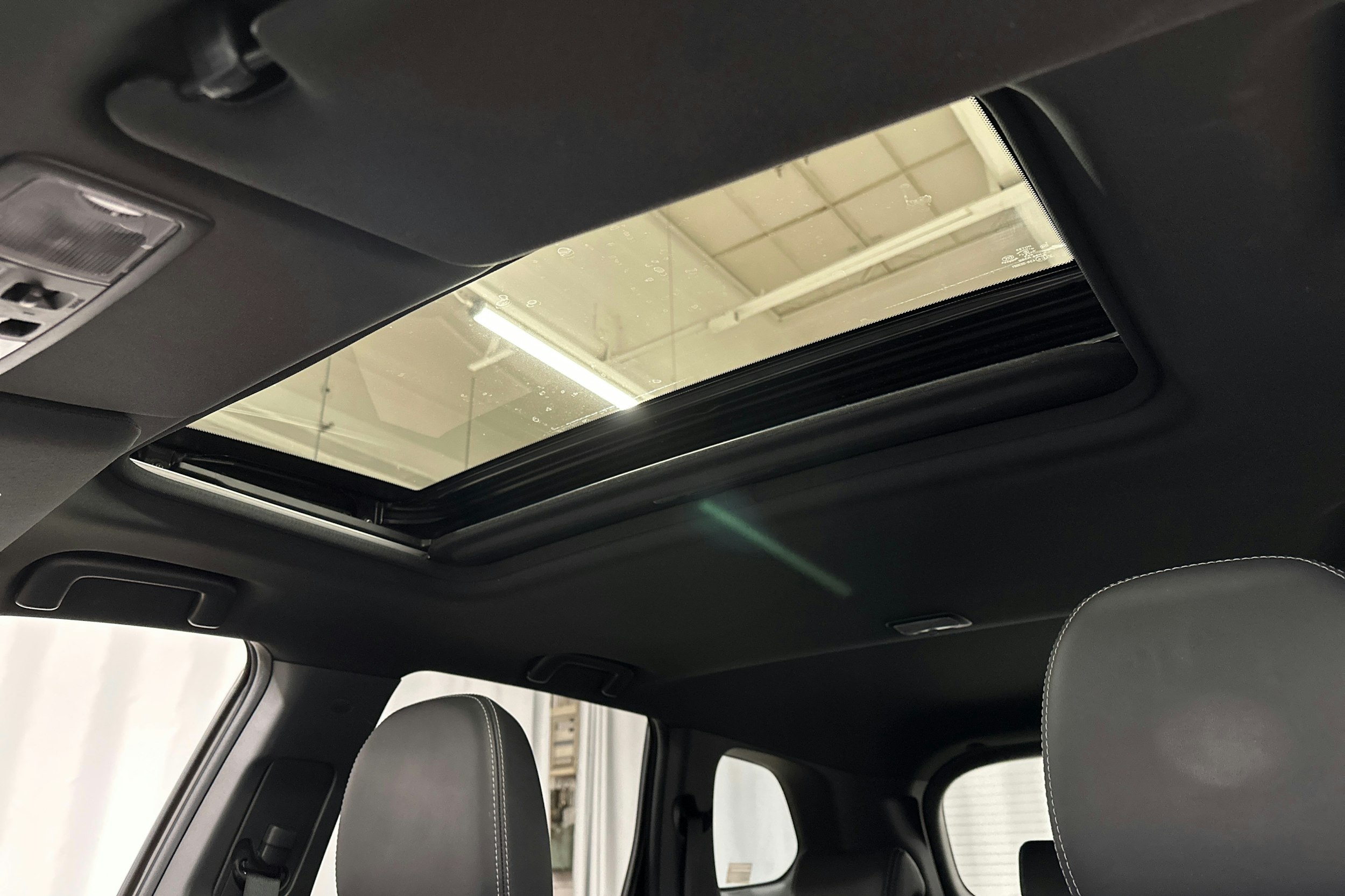 ruskea (beige) Mitsubishi Outlander PHEV 2019 kuva 29.