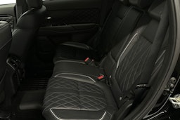 musta Mitsubishi Outlander PHEV 2019 kuva 10.