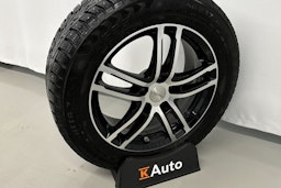 musta Mitsubishi Outlander PHEV 2019 kuva 27.