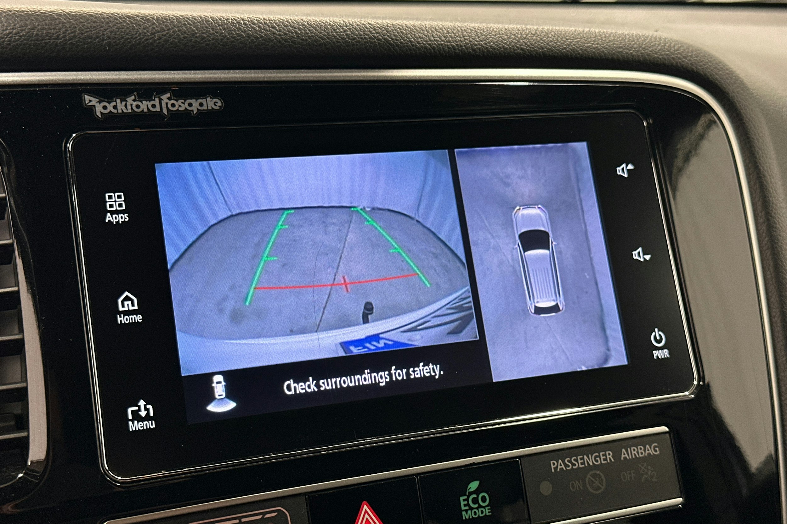 valkoinen Mitsubishi Outlander PHEV 2019 kuva 21.