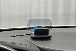 valkoinen Mitsubishi Outlander PHEV 2019 kuva 24.