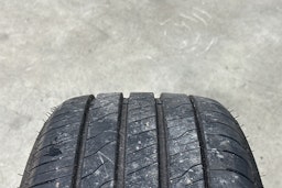 valkoinen Mitsubishi Outlander PHEV 2019 kuva 33.