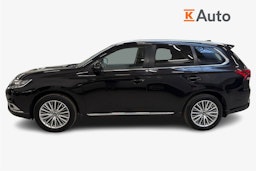 musta Mitsubishi Outlander PHEV 2020 kuva 6.