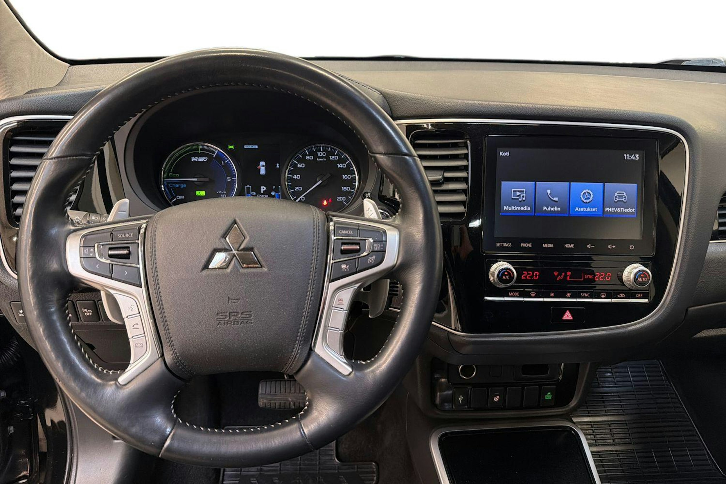 musta Mitsubishi Outlander PHEV 2020 kuva 9.