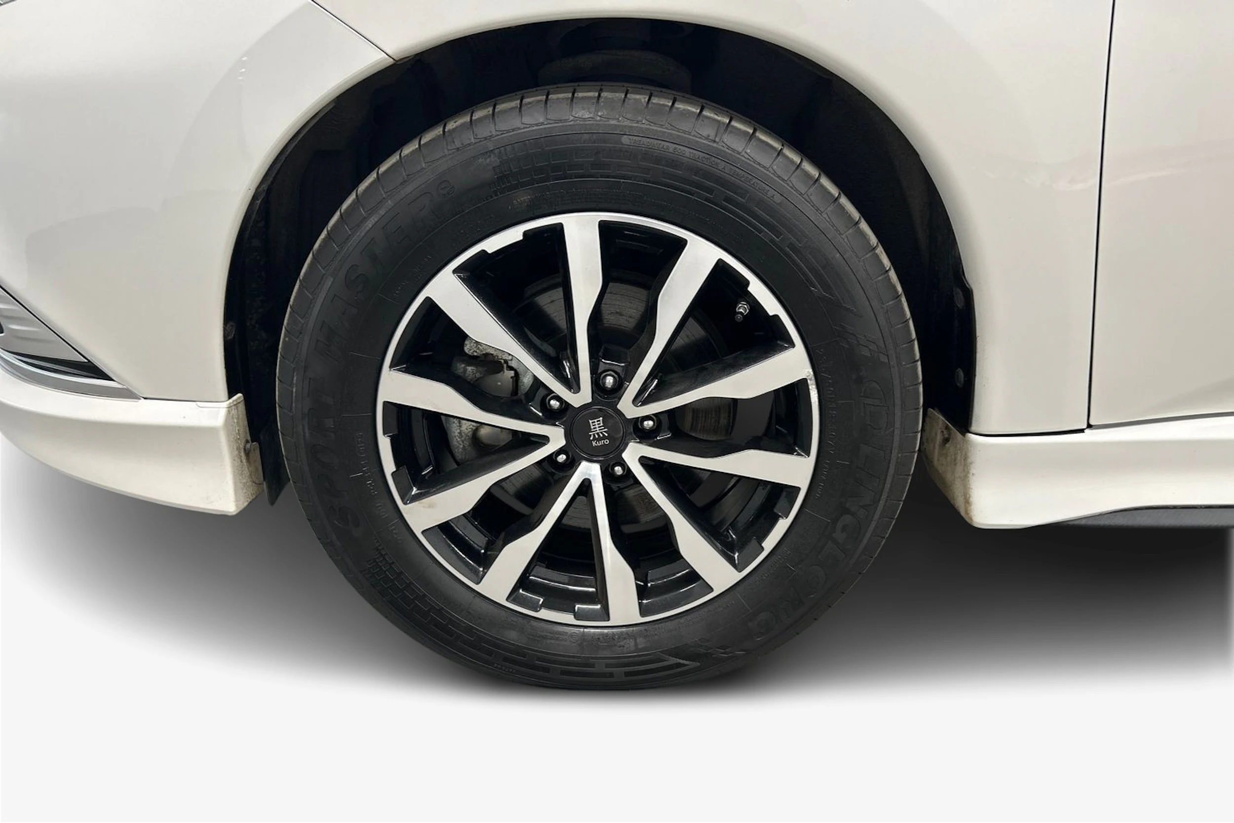 valkoinen Mitsubishi Outlander PHEV 2020 kuva 12.