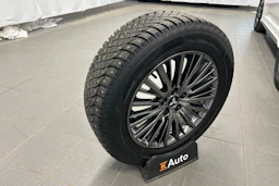 valkoinen Mitsubishi Outlander PHEV 2020 kuva 20.