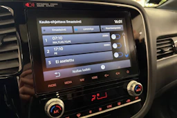 Valkoinen Mitsubishi Outlander PHEV 2020 kuva 26.