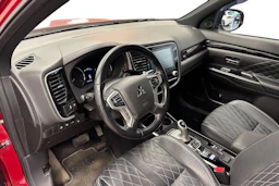 met. punainen Mitsubishi Outlander PHEV 2020 kuva 3.