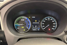 musta Mitsubishi Outlander PHEV 2020 kuva 19.