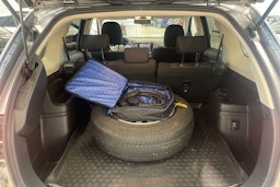 harmaa Mitsubishi Outlander PHEV 2020 kuva 30.