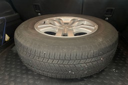 harmaa Mitsubishi Outlander PHEV 2020 kuva 31.