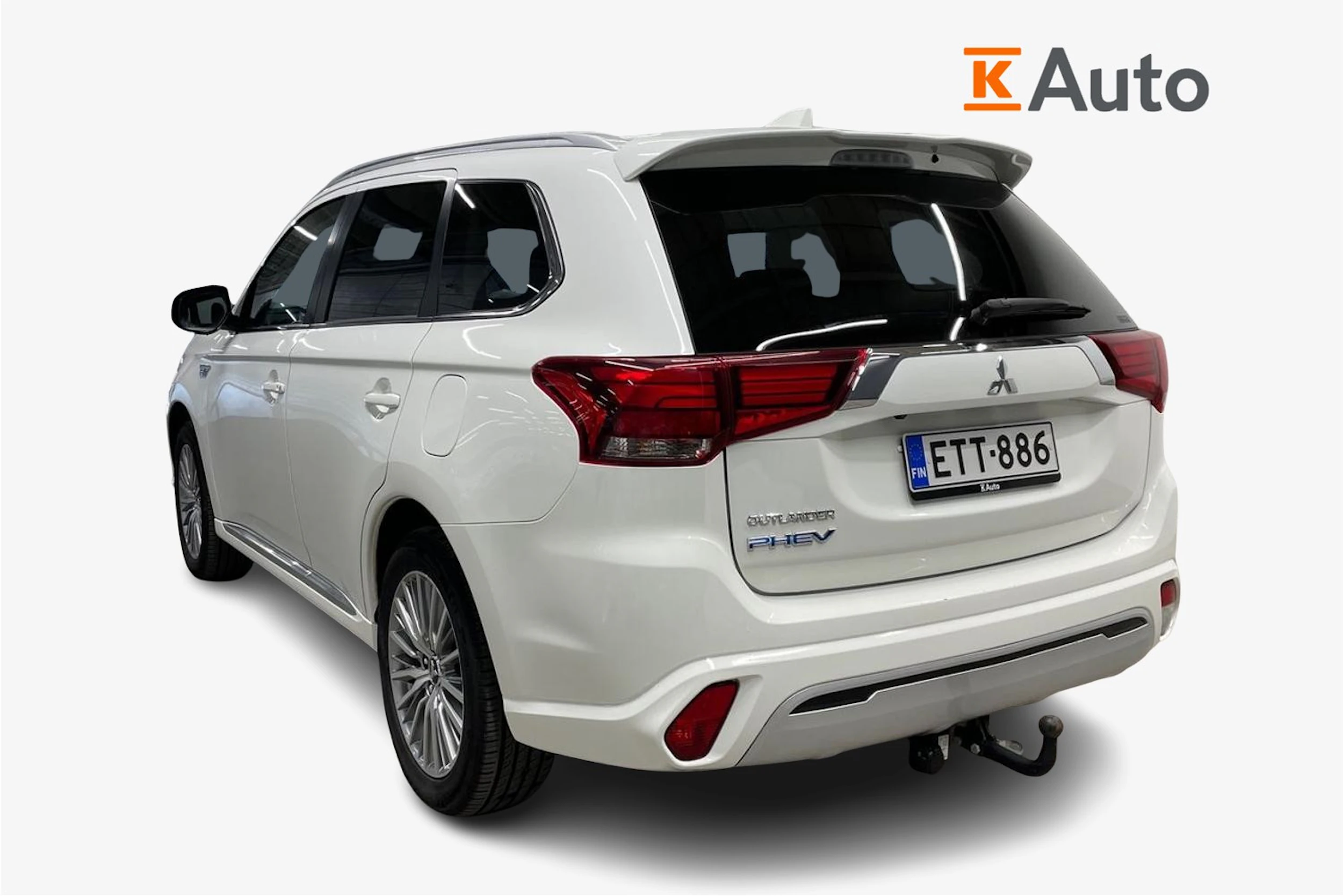 valkoinen Mitsubishi Outlander PHEV 2021 kuva 3.