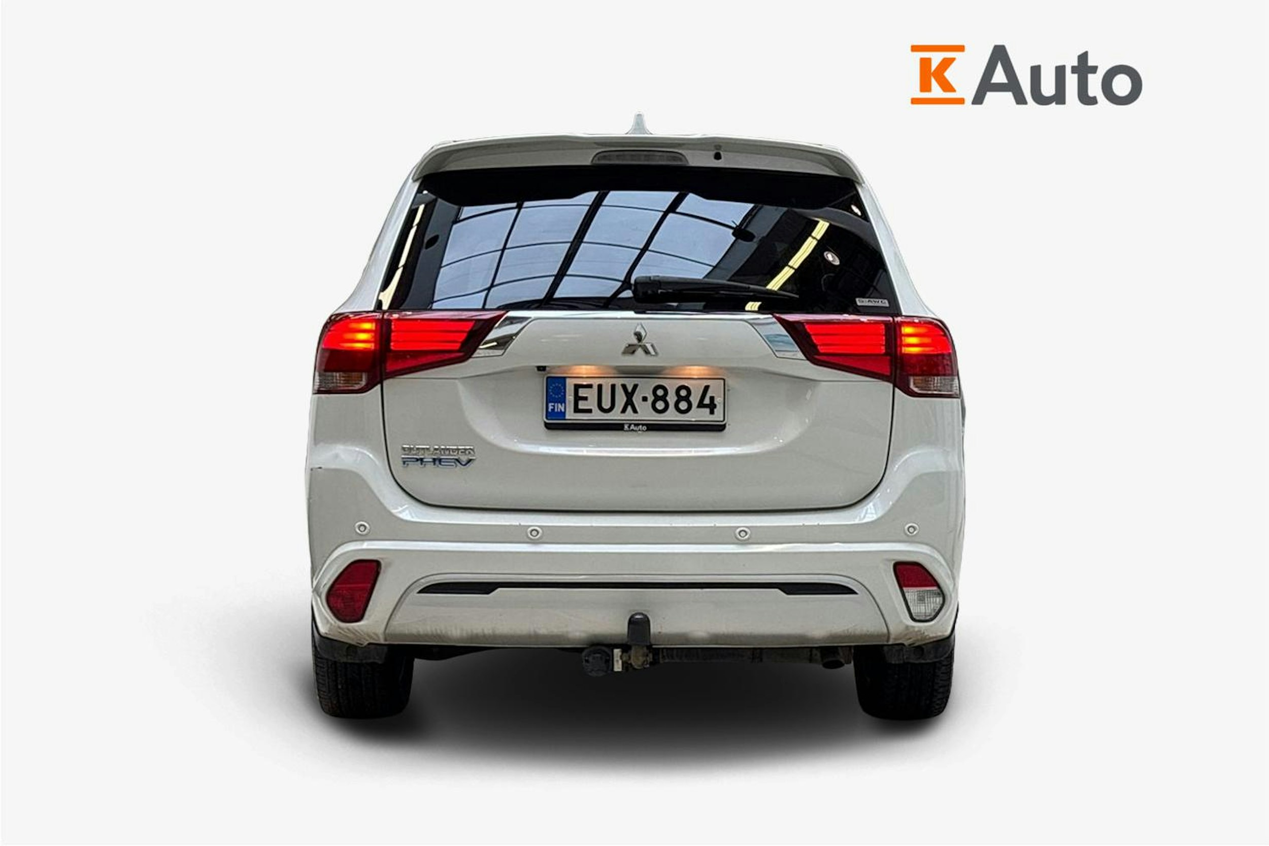 valkoinen Mitsubishi Outlander PHEV 2021 kuva 3.