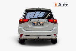 valkoinen Mitsubishi Outlander PHEV 2021 kuva 3.