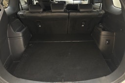 valkoinen Mitsubishi Outlander PHEV 2021 kuva 12.