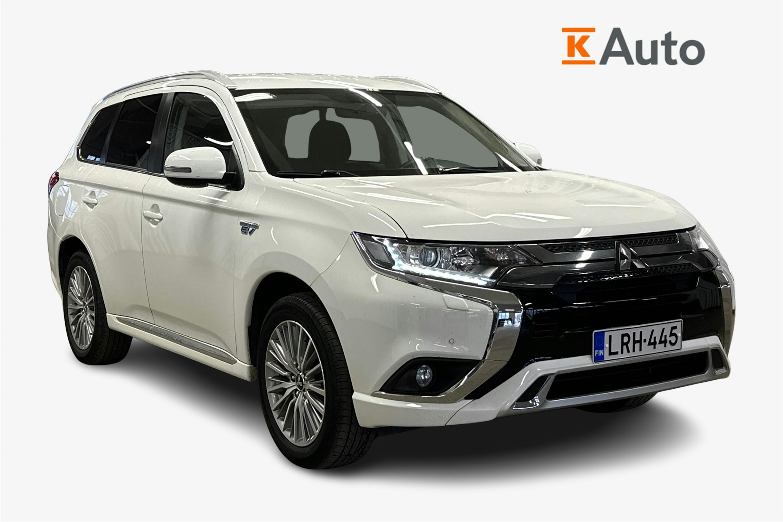 valkoinen Mitsubishi Outlander PHEV 2021 kuva 1.