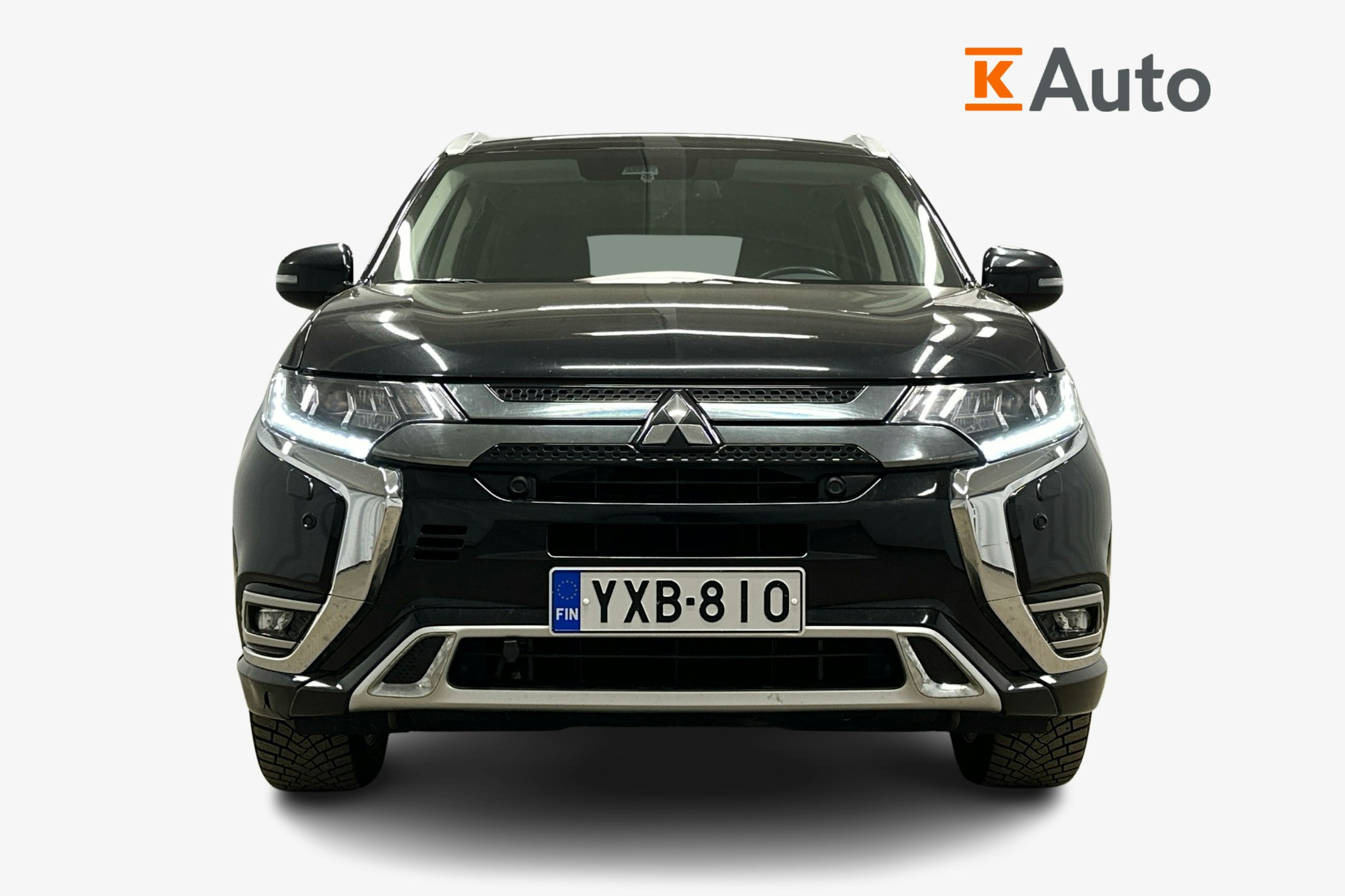 musta Mitsubishi Outlander PHEV 2021 kuva 4.