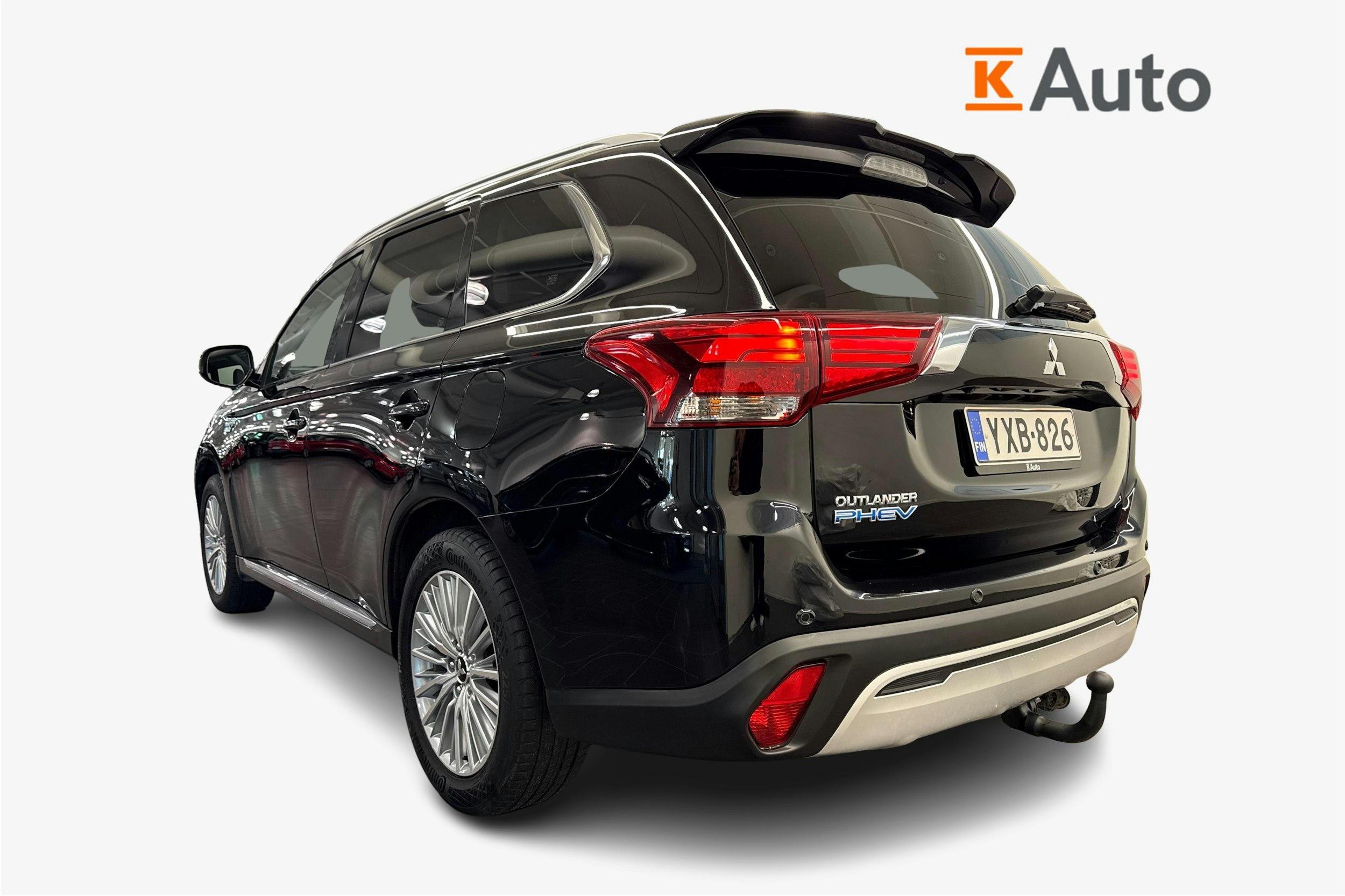 Musta Mitsubishi Outlander PHEV 2021 kuva 2.