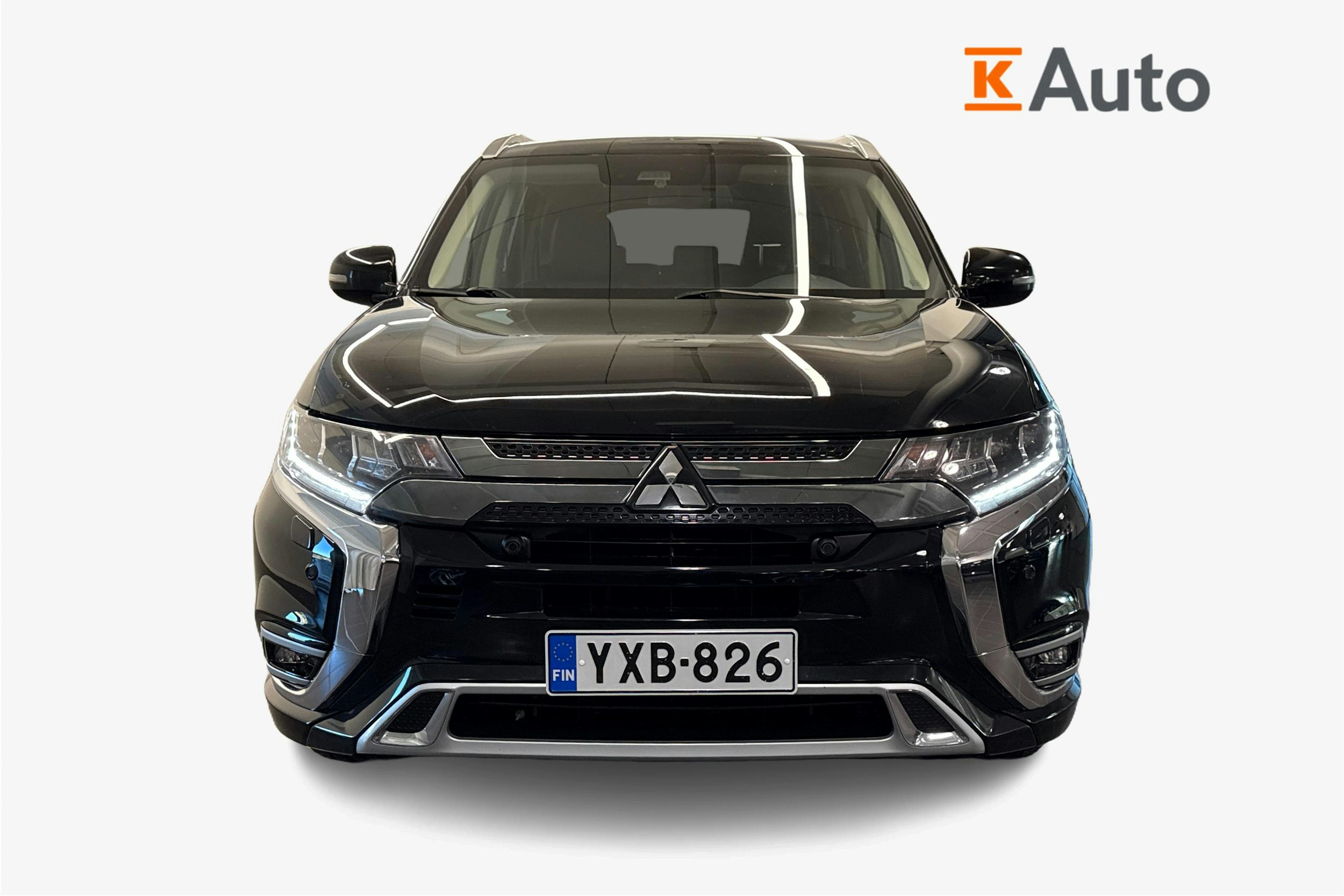 Musta Mitsubishi Outlander PHEV 2021 kuva 5.