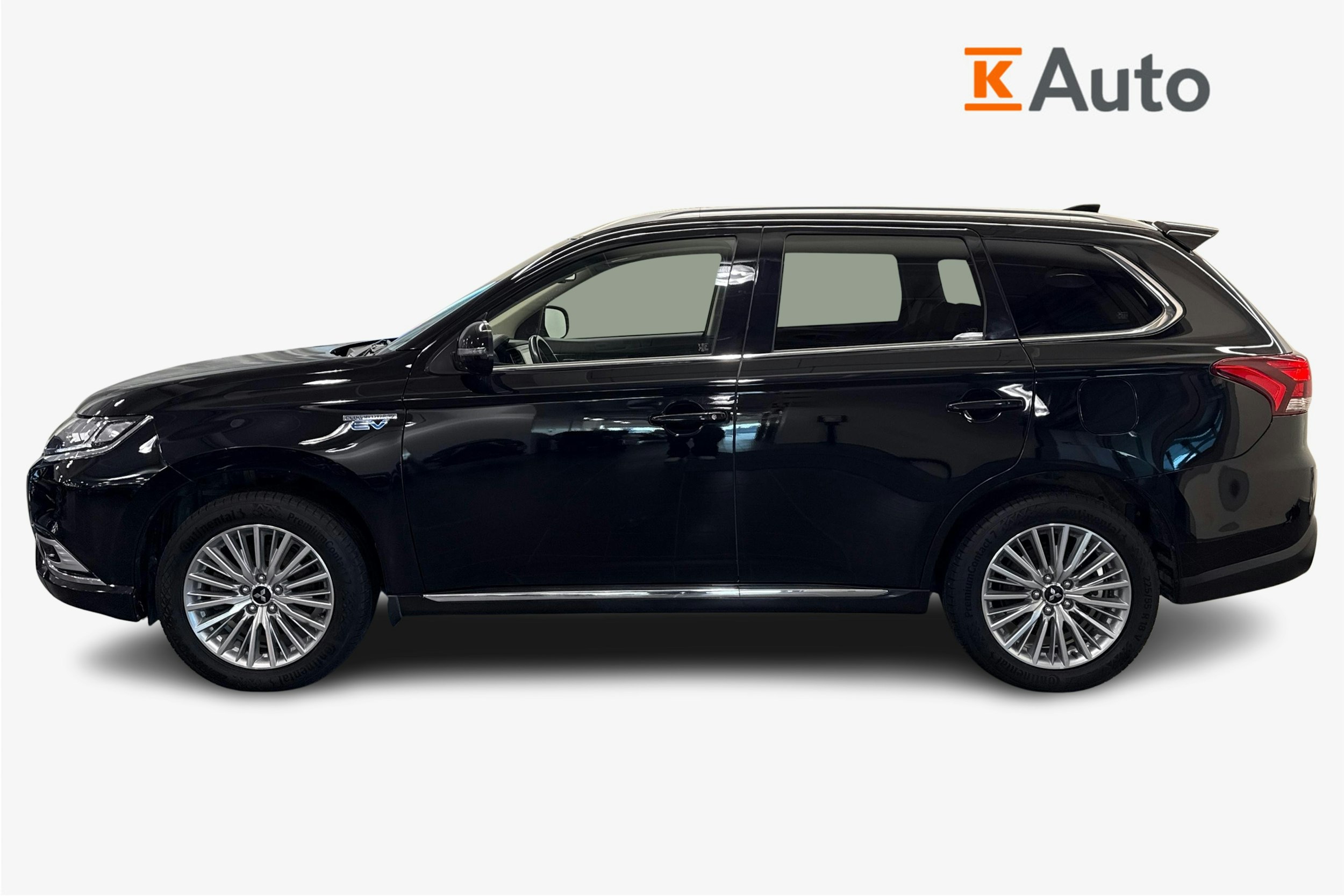 Musta Mitsubishi Outlander PHEV 2021 kuva 6.