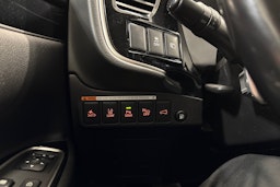 Musta Mitsubishi Outlander PHEV 2021 kuva 18.