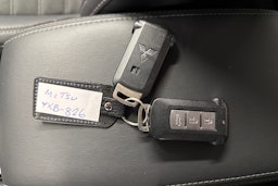 Musta Mitsubishi Outlander PHEV 2021 kuva 25.