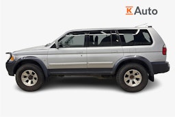 ruskea (beige) Mitsubishi Pajero 2004 kuva 5.