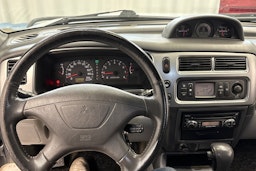 ruskea (beige) Mitsubishi Pajero 2004 kuva 21.