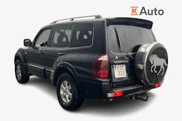 musta Mitsubishi Pajero 2005 kuva 2.
