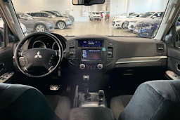 harmaa Mitsubishi Pajero 2007 kuva 12.
