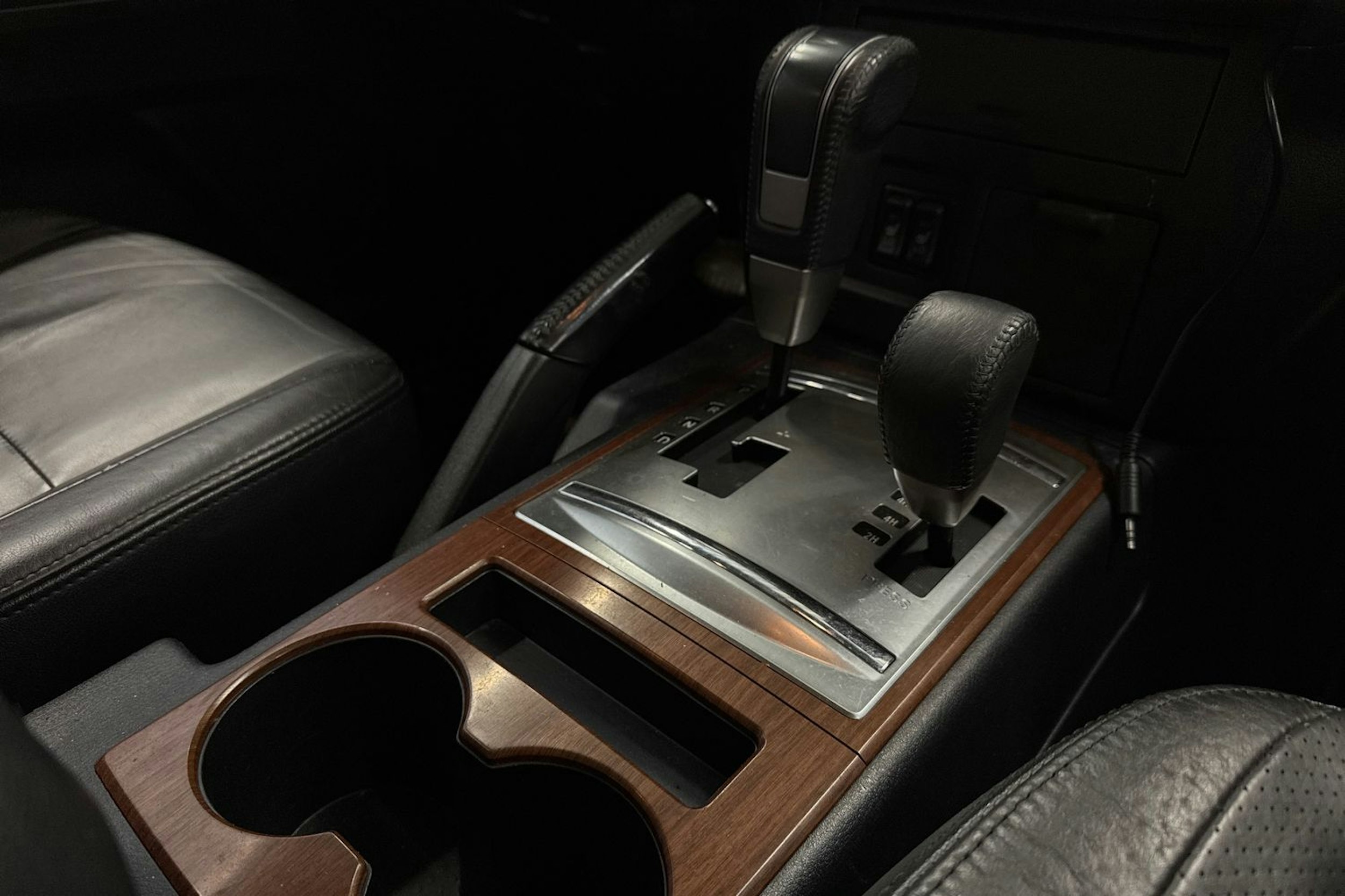 musta Mitsubishi Pajero 2007 kuva 25.