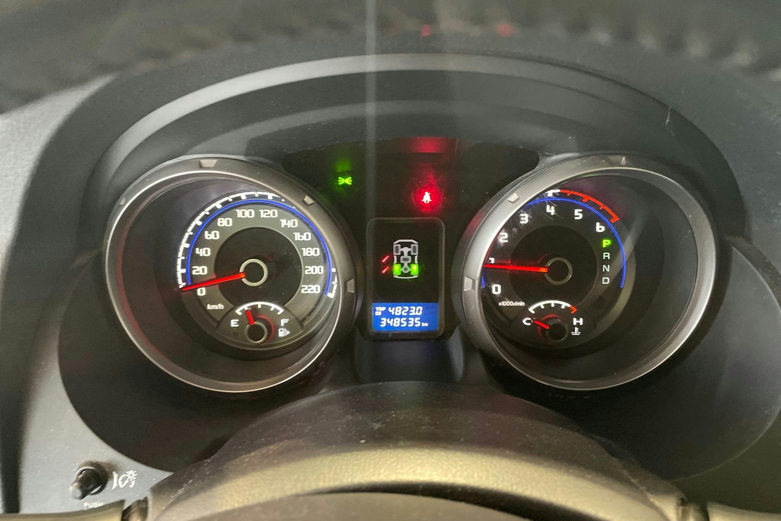 harmaa Mitsubishi Pajero 2008 kuva 14.