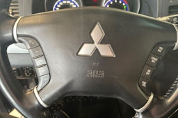 harmaa Mitsubishi Pajero 2008 kuva 15.