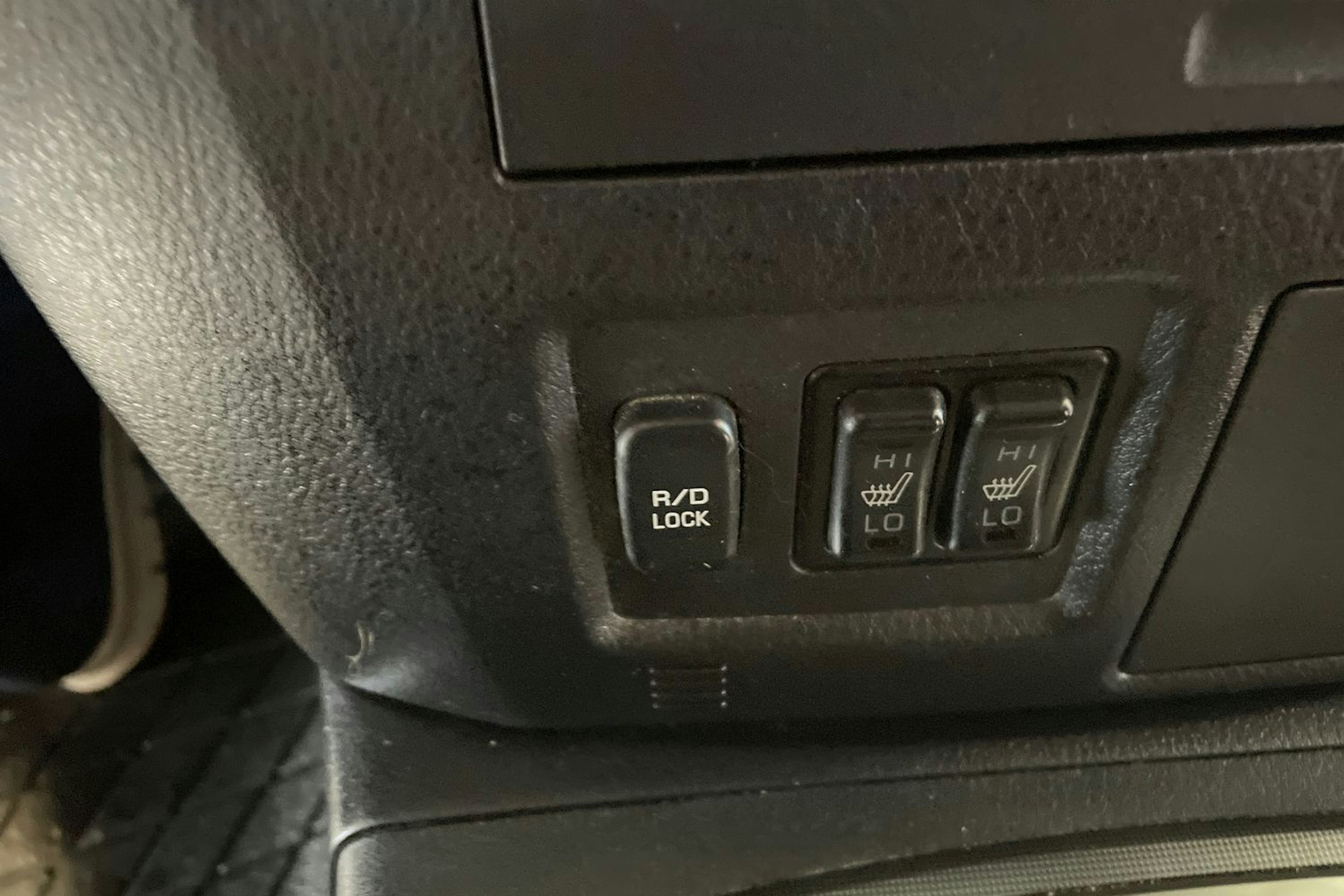 harmaa Mitsubishi Pajero 2008 kuva 17.