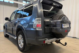 harmaa Mitsubishi Pajero 2008 kuva 11.