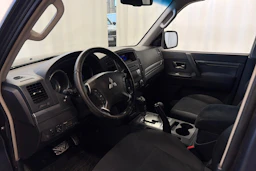 harmaa Mitsubishi Pajero 2008 kuva 14.