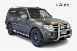 Ruskea (beige) Mitsubishi PAJERO 2011 kuva 1.