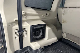 Ruskea (beige) Mitsubishi Pajero 2011 kuva 28.