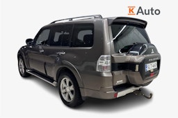 ruskea (beige) Mitsubishi Pajero 2015 kuva 2.