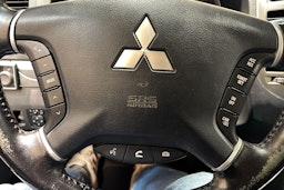 ruskea (beige) Mitsubishi Pajero 2015 kuva 16.