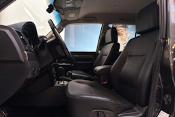 met. harmaa Mitsubishi Pajero 2015 kuva 11.
